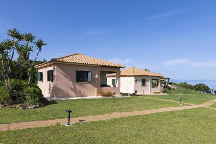 Ferienhaus für 5 Personen, mit Terrasse und Garten sowie Ausblick in Griechenland