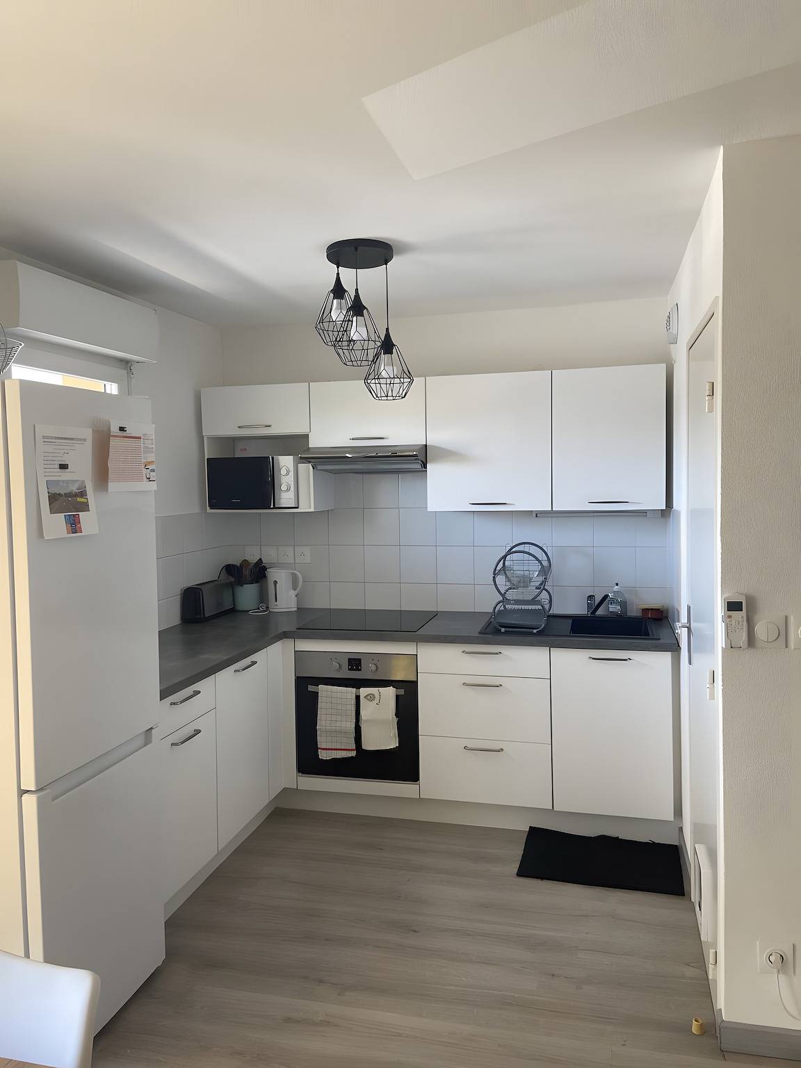 Appartement entier, Appartement 'Les Balcons du Soleil Proche Thermes' avec terrasse privée, Wi-Fi, climatisation in Saint-Paul-lès-Dax, Région de Dax