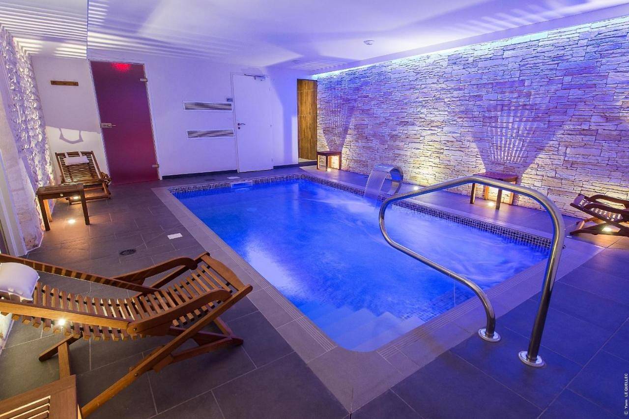 Superior Twin Room in Cognac, Charente