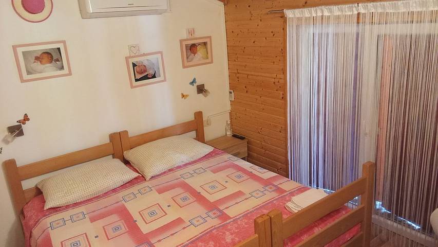 Ferienwohnung für 2 Personen, mit Terrasse und Whirlpool