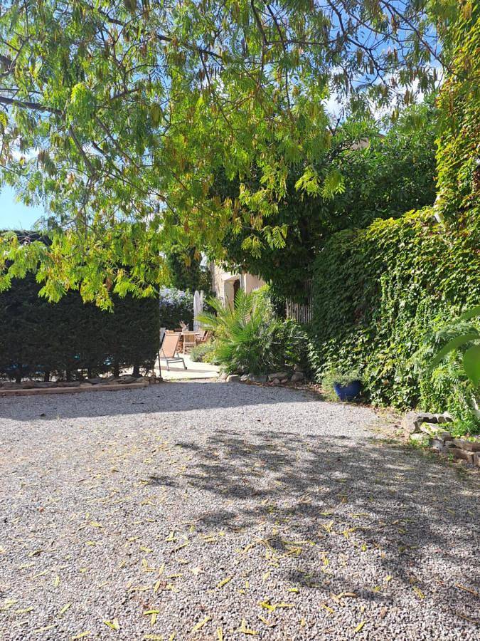 Location de vacances pour 6 personnes, avec piscine ainsi que jardin et vue, animaux acceptés à Sainte-Valière - 4