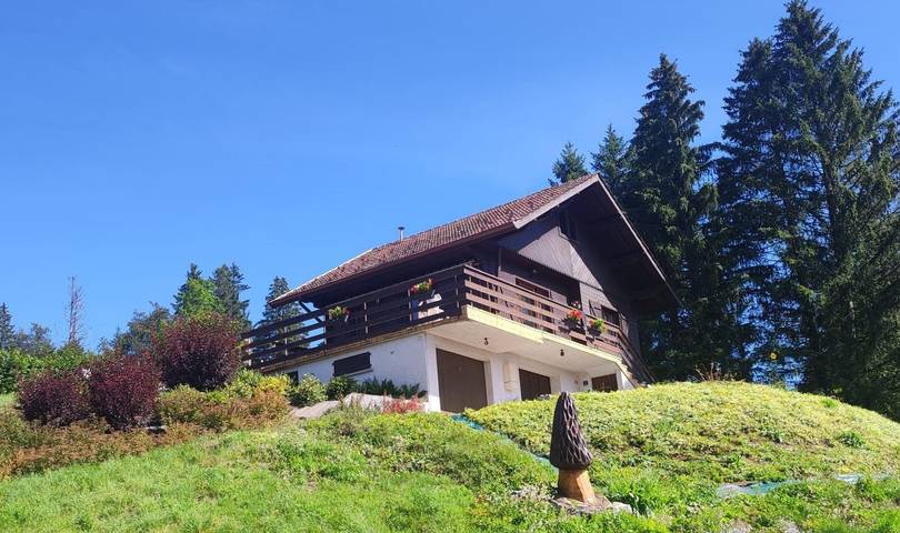 Chalet pour 3 personnes, avec terrasse et jardin dans le Doubs - 2