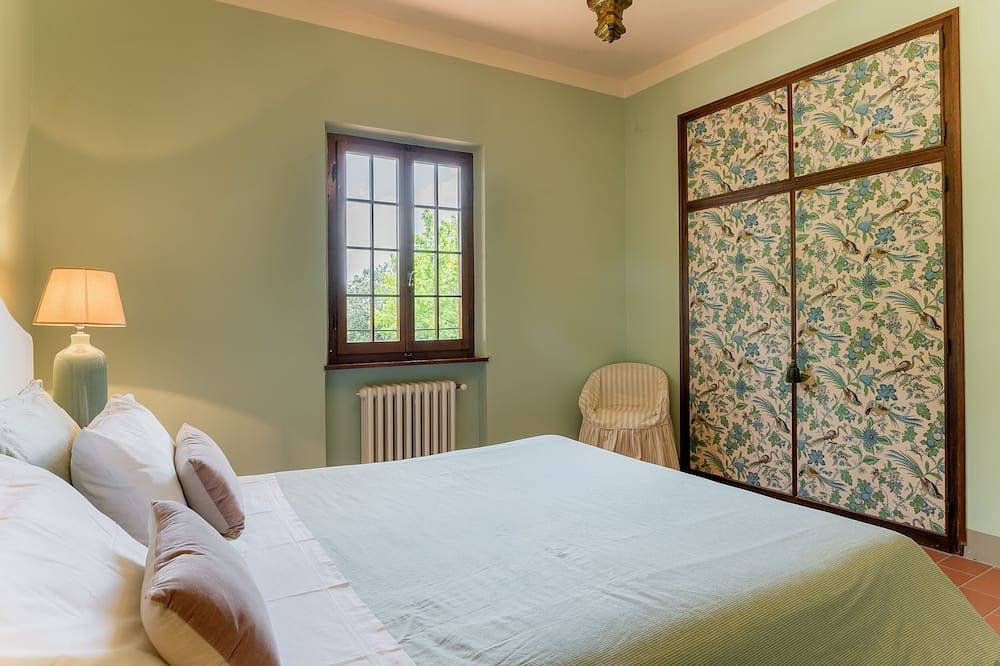 Marginone: Großes Haus mit Pool für 10-15 Personen zwischen Lucca und Florenz mit Olivenhainen, Weinbergen und Wäldern in Altopascio, Lucca Provinz