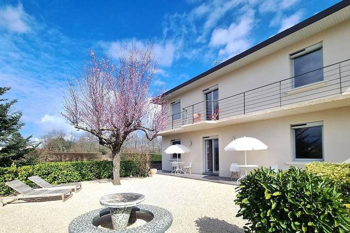 Gîte pour 4 personnes, avec Terrasse et Jardin