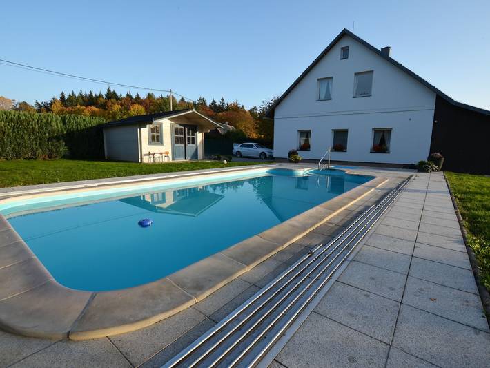 Apartament wakacyjny dla 8 osób, z taras i basen, zwierzęta dozwolone w Czechy Wschodnie