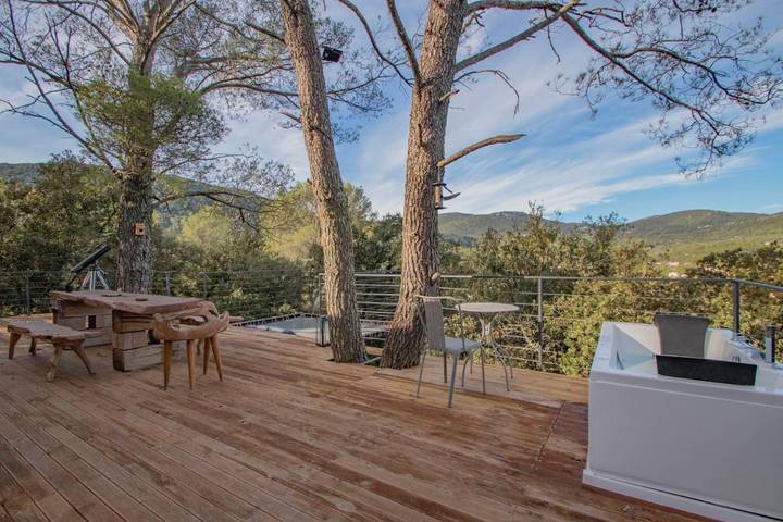 Tente pour 2 personnes, avec jacuzzi dans le Var - 4