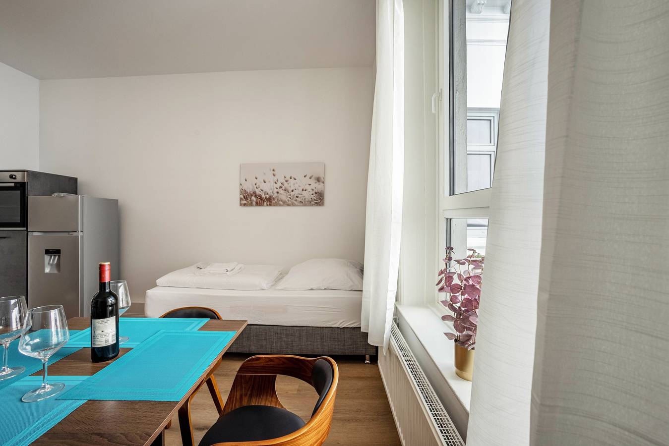 Hel lejlighed, 2-Room Apartment 2-3 with Wi-Fi in Lübeck (By), Lübeck