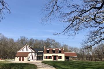 Gîte pour 11 personnes, avec jardin, animaux acceptés à Vimory