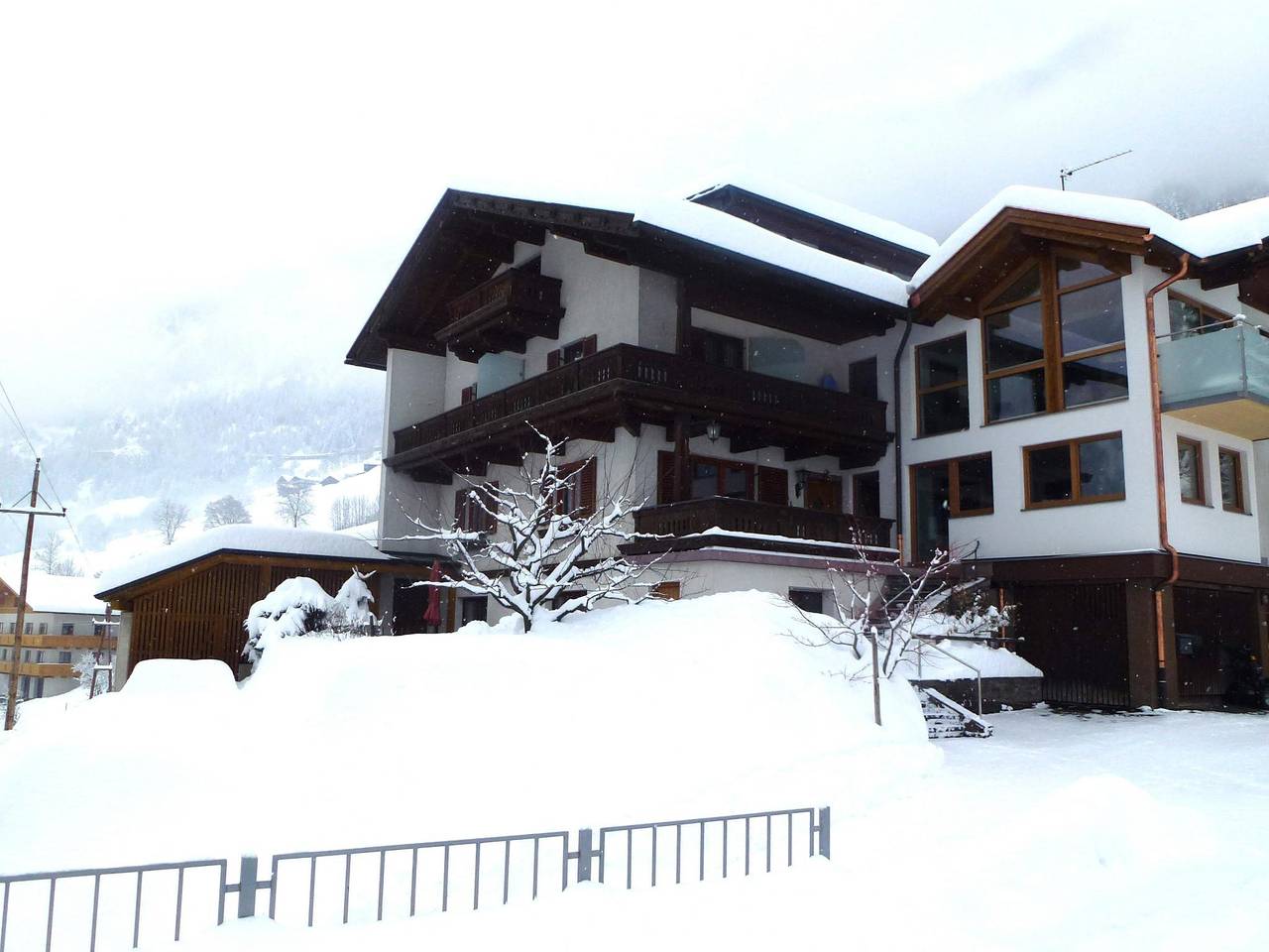 Ganze Wohnung, Wohnung mit Balkon und Skiaufbewahrung in Kals am Großglockner, Osttirol