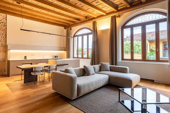 Loft per 4 persone, con balcone/terrazza e sauna a Verona