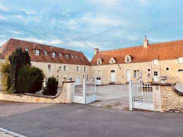 Gîte pour 10 personnes, avec vue et jardin à Silly-en-Gouffern