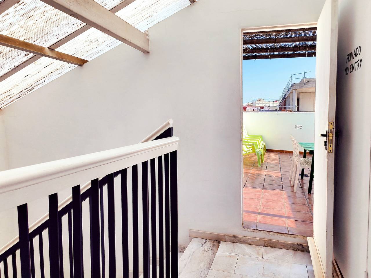 Entire apartment, Flats Friends Torres Quart 1 bedroom with terrace in Valencia City Centre, Valencia