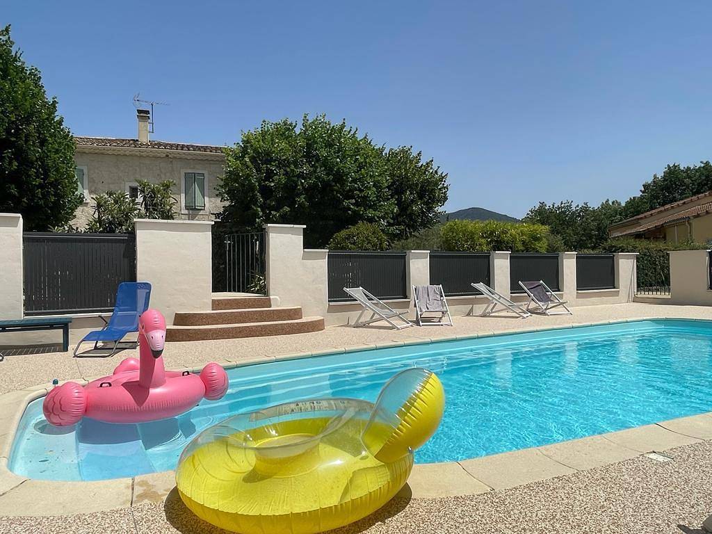 Gîte für 2 Personen mit Garten in Mirabel-aux-Baronnies, Nyons und Umgebung