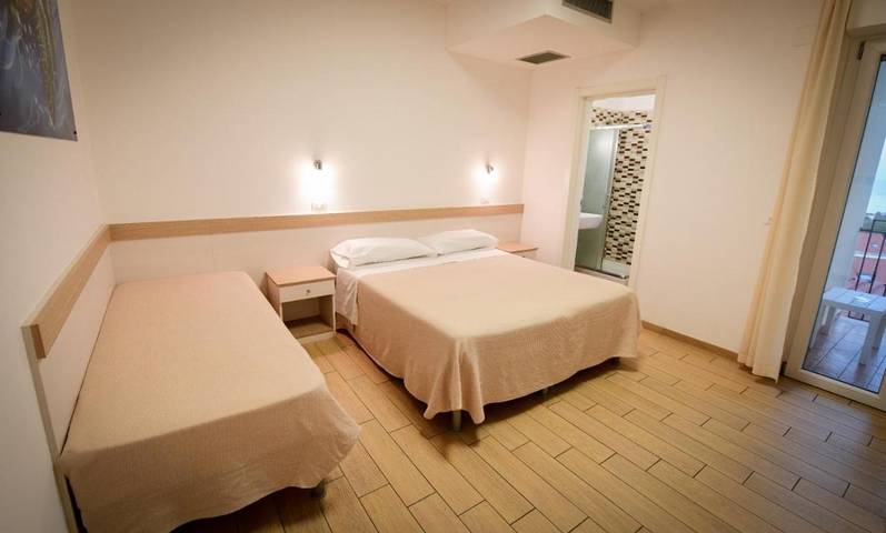 Privatzimmer für 2 Personen, mit Pool - 1