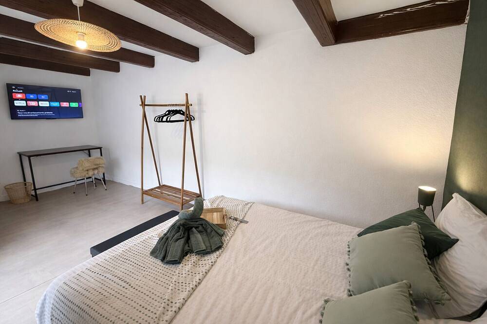 Appartement entier, Spacieux T4 + billard ambiance chic & conviviale in Lunéville, Région de Lunéville