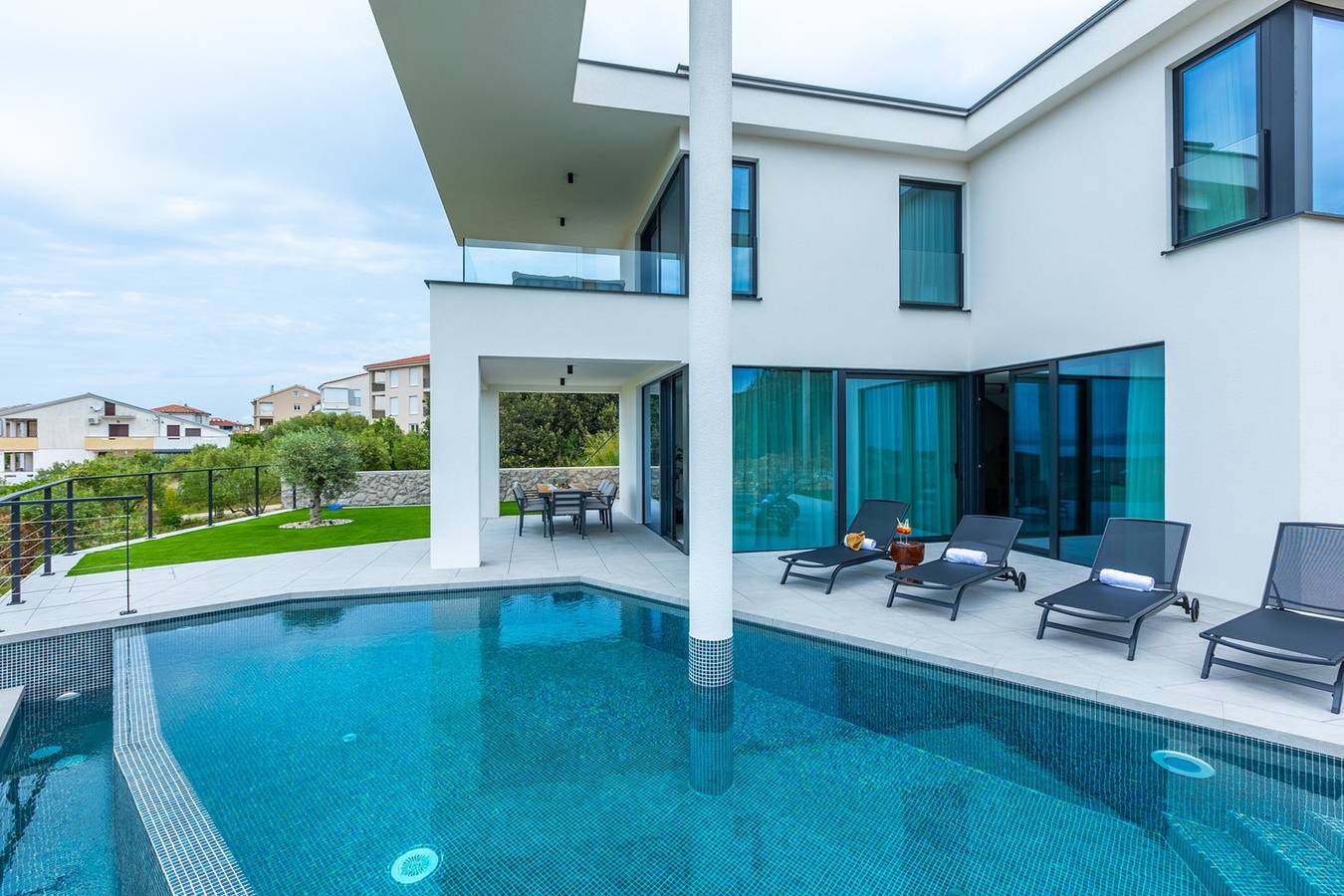 Luxury Villa 45° – Modern Escape in Perfect Balance   in Punat, Krk