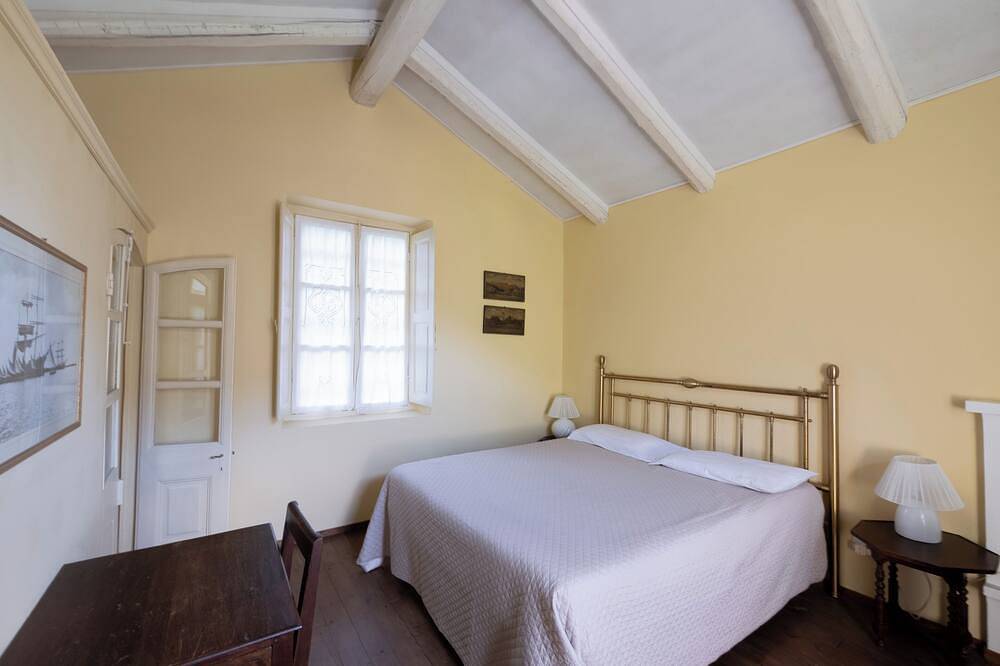 Villa Favorita - Caretaker's House in Bra, Cuneo Provinz