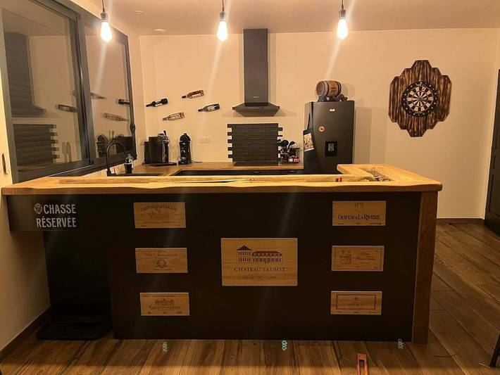 Location de vacances pour 7 personnes, avec Terrasse à Marcillac-la-Croisille