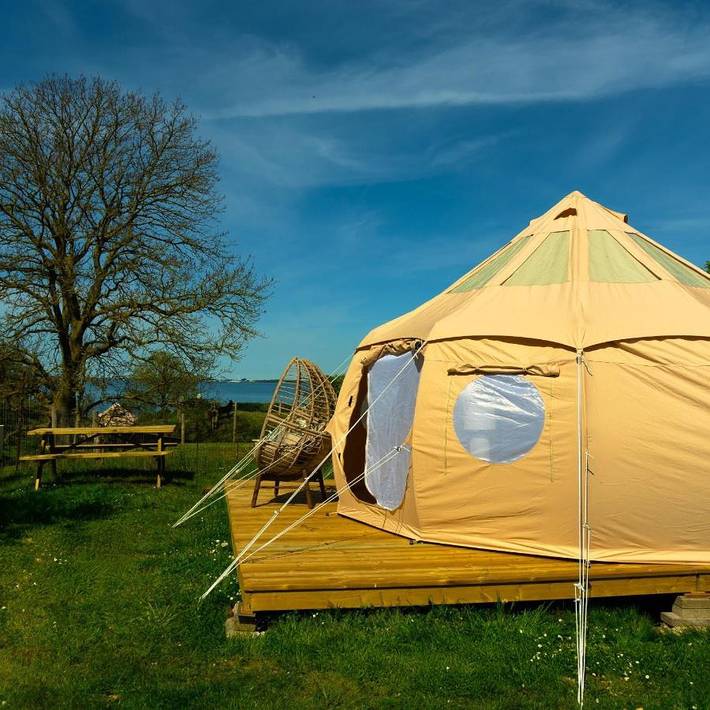 Zelt für 2 Personen, mit Terrasse und Garten sowie Sauna und Ausblick in Tårup