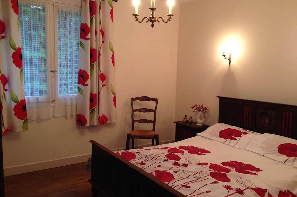 Casa con carácter in Pluvigner, Region de Lorient