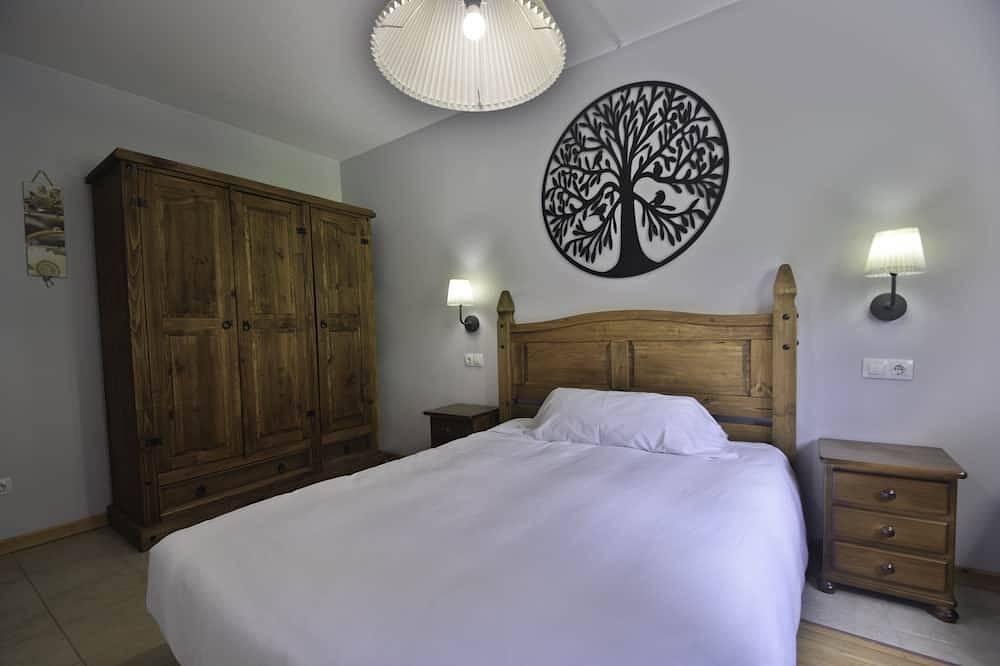 Entire apartment, Tranquility in the middle of Nature Hut 7996 in Incles, Soldeu