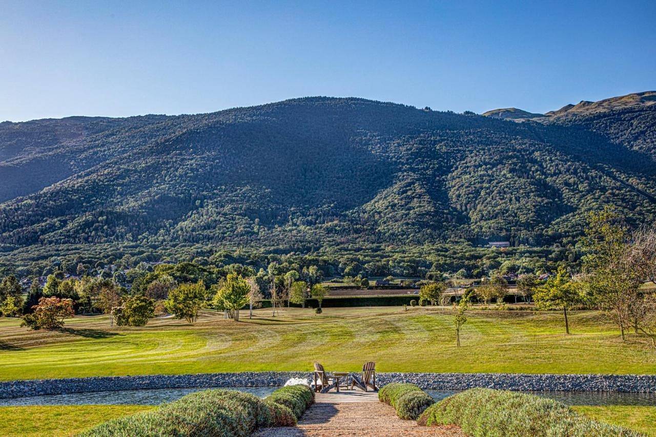Hôtel pour 4 personnes avec jardin in Les Crozets, Parc naturel régional du Haut-Jura