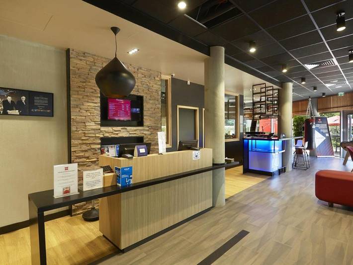 Hôtel pour 2 personnes, avec terrasse et vue, animaux acceptés à Archamps