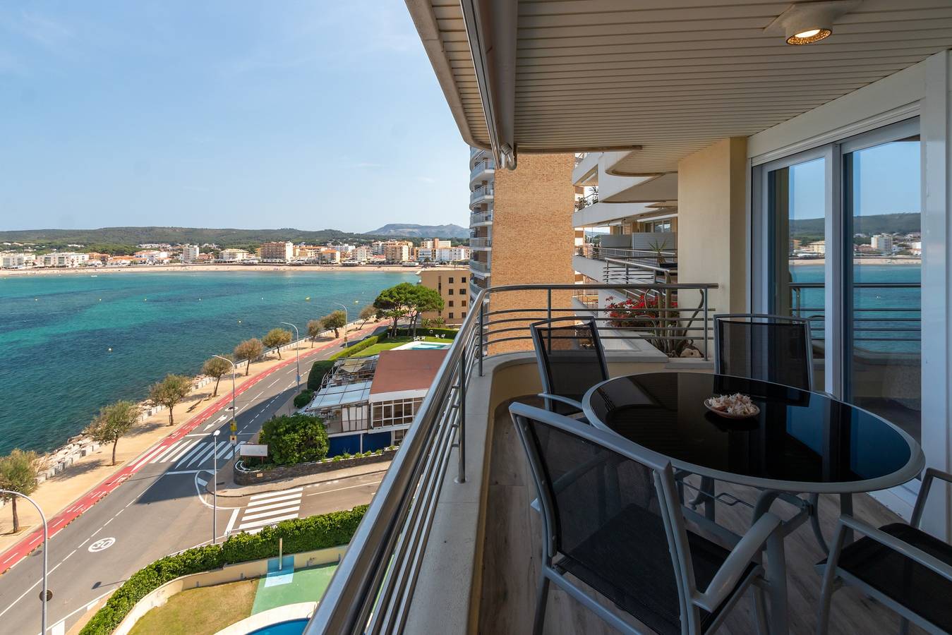 Geheel appartement, Appartement 'La Escala' met Uitzicht op Zee en Wi-Fi in L'Escala, Upper Empordà
