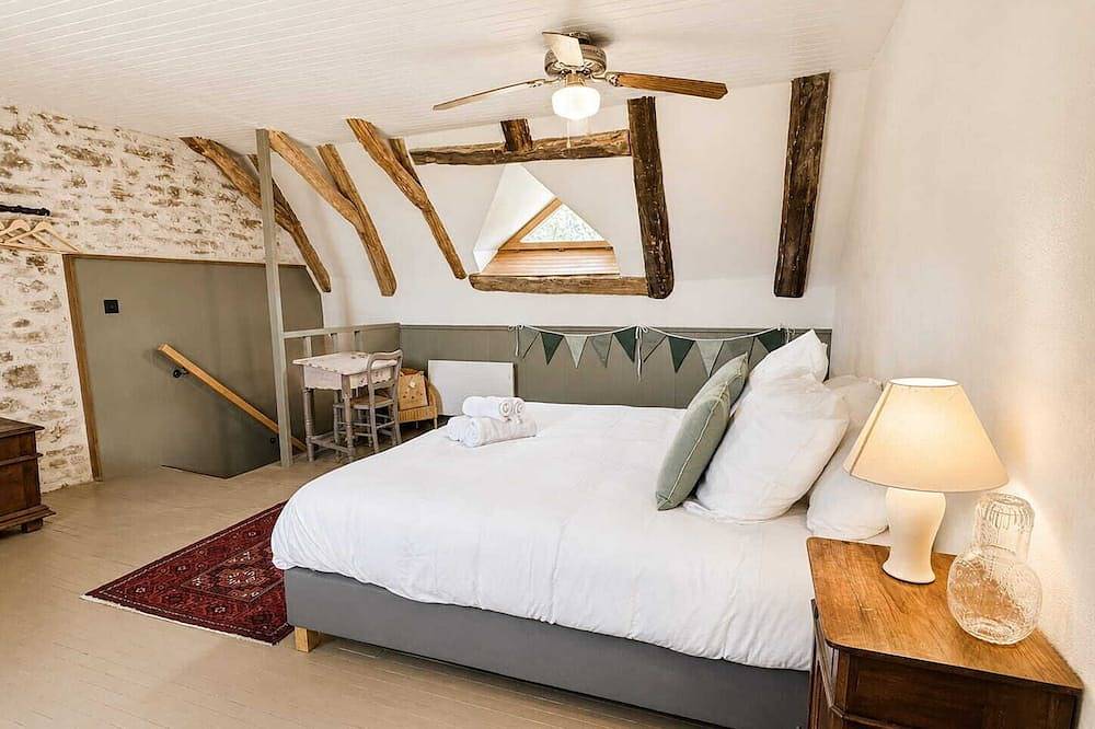 Le Clos Marguerite, sleeps 6, near Castelnaud Castle in Daglan, Périgord Noir