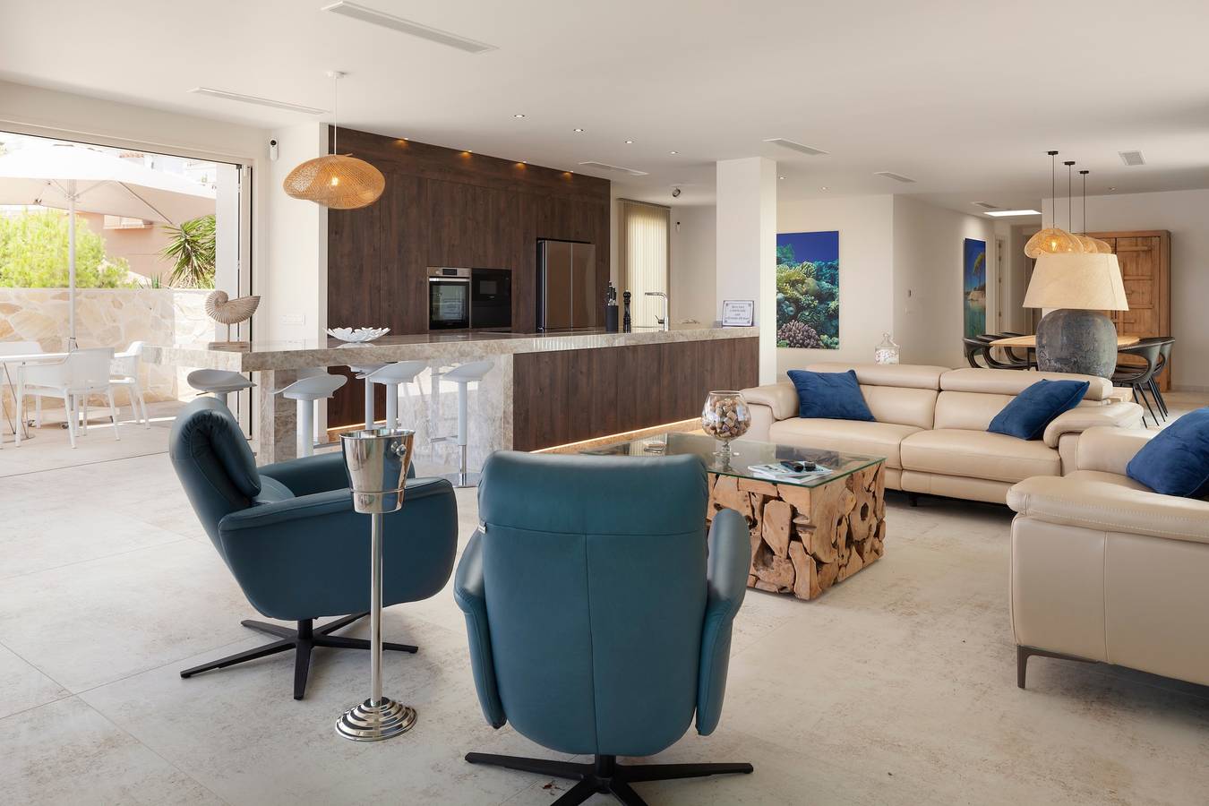 Villa 'Exclusive Too' met Zwembad, Terras & Wi-Fi in Torrox Costa, Torrox