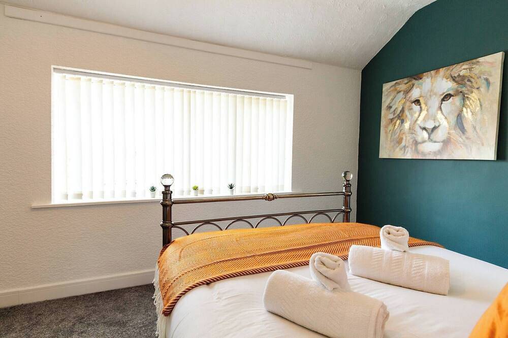 Stylish Comfort: 2Br Home in the heart of Wigan in Wigan, Greater Manchester