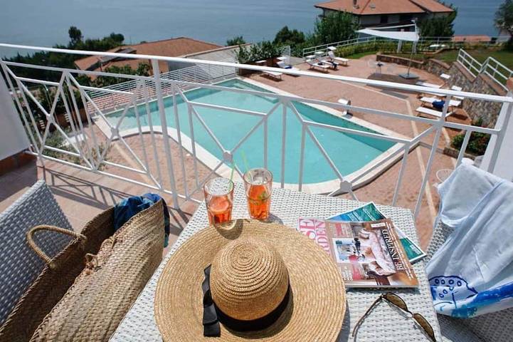 Holiday apartment for 4 people, with garden and pool - 1