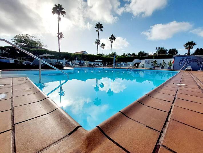 Chalet para 4 personas, con piscina y jardín además de jacuzzi y piscina para niños en Gran Canaria - 4