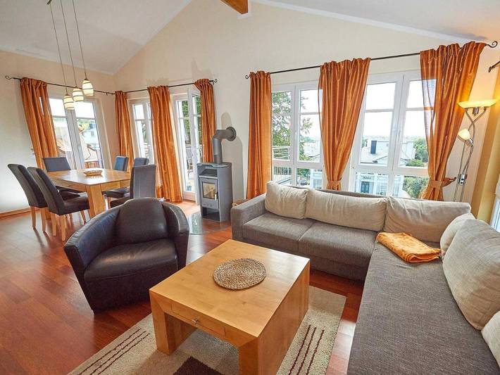 Villa für 8 Personen, mit Ausblick und Garten sowie Sauna auf Rügen