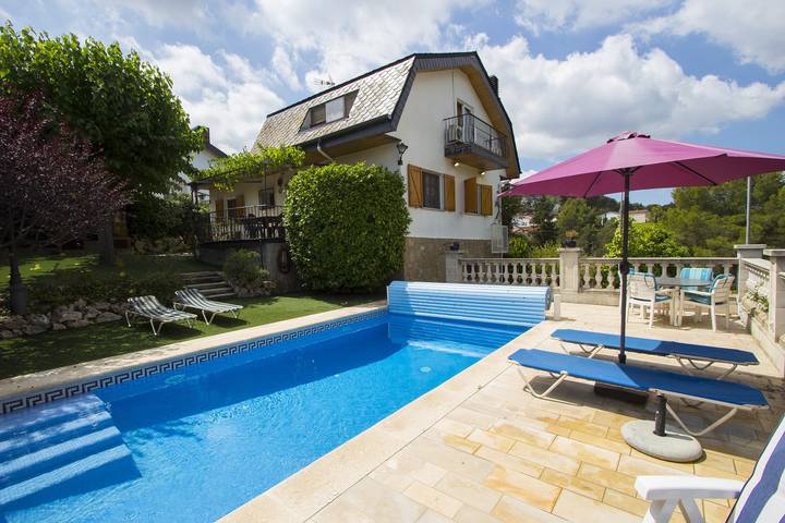 Chalet para 10 personas, con jardín, Se admiten mascotas - 1