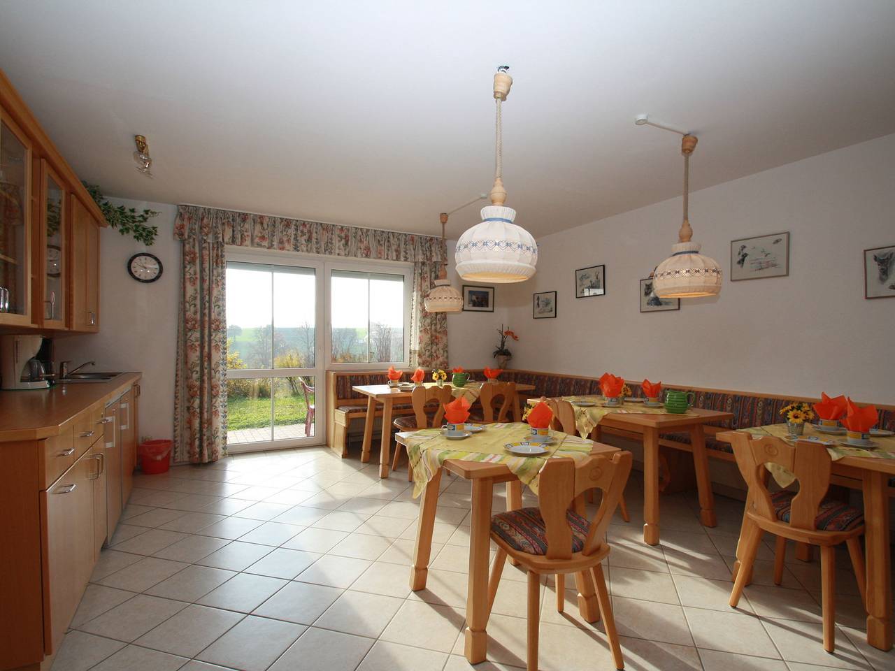 Ganze Wohnung, Wohnung in Rotthalmünster mit Balkon in Rotthalmünster, Ostbayern