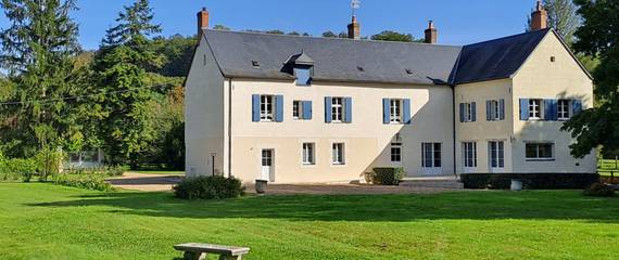 Chambre d’hôte pour 4 personnes, avec jardin à Courdemanche