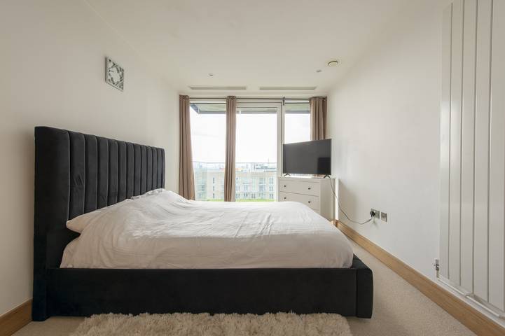 Ferienwohnung für 4 Personen, mit Balkon und Seeblick, kinderfreundlich in London - 3