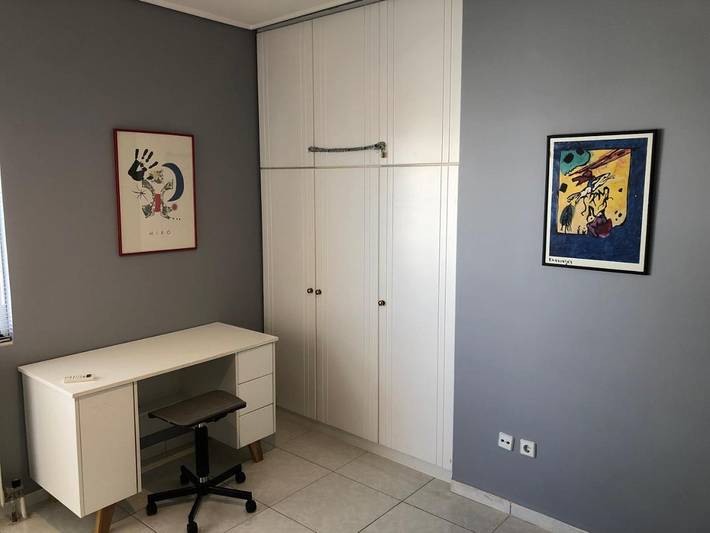 Gîte pour 6 personnes, avec Balcon et Terrasse ainsi que Jardin et Vue dans Saronida - 3