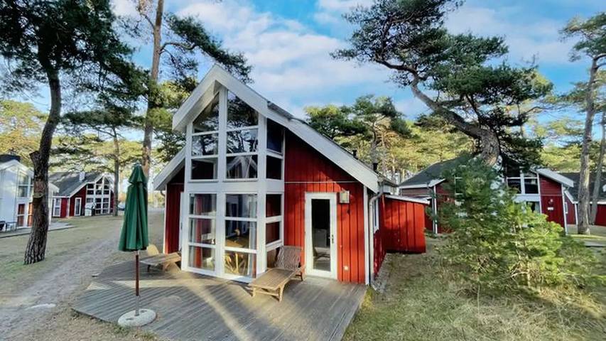 Ferienhaus für 6 Personen, mit Sauna und Whirlpool sowie Terrasse in Baabe - 2