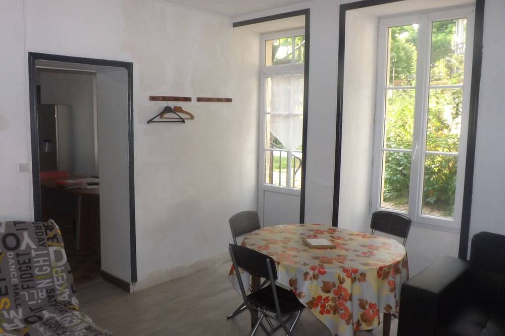 Appartement De Vacances pour 6 Personnes dans Fontenay-le-Comte, Vendée