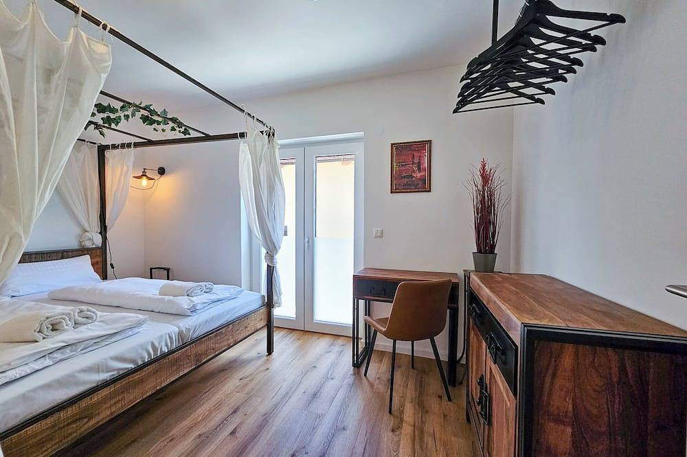 Ganze Wohnung, Better I industrial apartment I Heimkino in Altusried, Bayerisch Schwaben