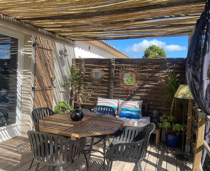 Gîte pour 2 personnes, avec jardin et terrasse en Corse-du-Sud
