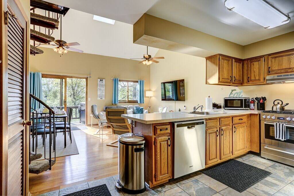 Ganze Wohnung, Mtn Creek Resort Condo - Mountain Bike, Hike, Golf, Swim, Legoland, Nyc 1 Hour in Mountain Creek