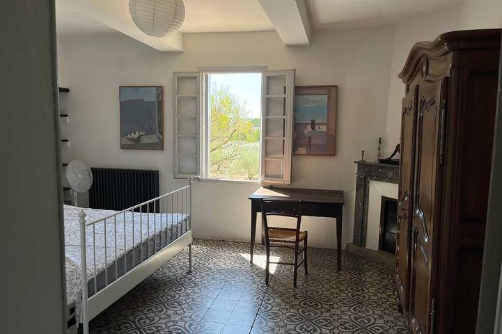 Gîte pour 8 personnes, avec Jardin à Saint-Quentin-la-Poterie - 2