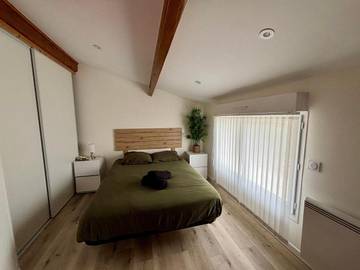 Gîte pour 4 personnes, avec vue et terrasse à Barzan