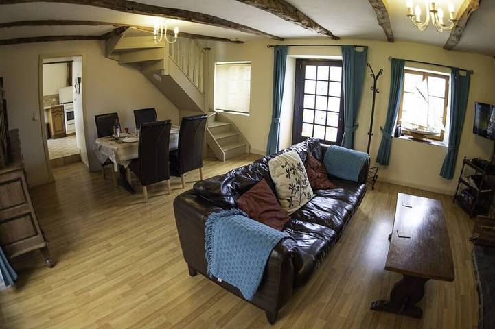 Gîte pour 3 personnes, avec jardin à Saint-Mayeux - 3