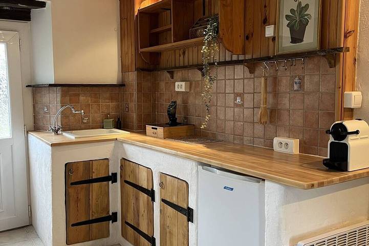 Location de vacances pour 3 personnes, avec jardin dans Le Mené - 2