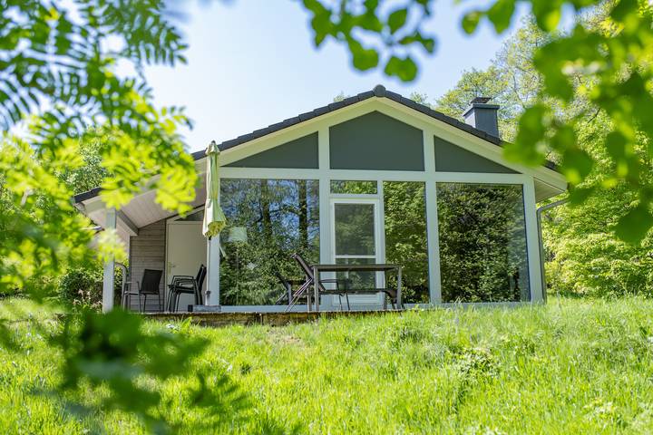 Ferienhaus für 5 Personen, mit Garten und Ausblick sowie Pool, kinderfreundlich im Thüringer Wald - 2