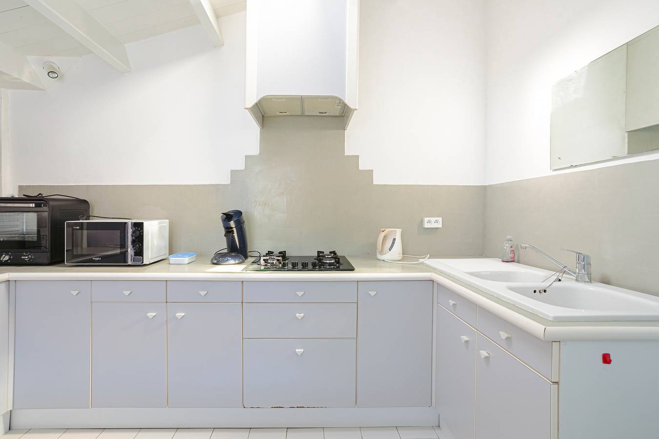 Guest Room 3 - "The Studio" with Shared Garden in Ars-en-Ré, Ile de Re